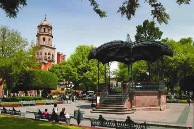 Hotel Bewow Queretaro Exterior photo